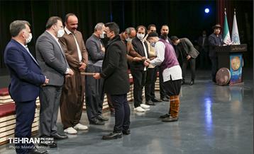 آیین اختتامیه هشتمین جشنواره بین المللی تکنوازان ساز دف 23