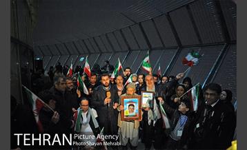 بانگ "الله اکبر" از فراز برج میلاد 22