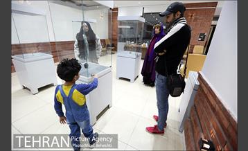 نمایشگاه آثار خراطی پارسا قاضی 17