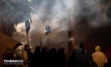 نمایش «تنهاتر از مسیح» 4