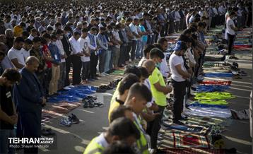 اقامه نماز عید فطر افغانستانی های اهل تسنن مقیم تهران 41