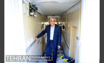 حضور شهردار تهران در منزل شهید محمدرضا امیری پری 8