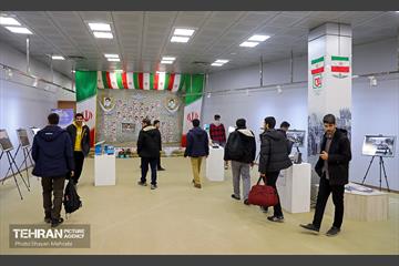 نمایشگاه «همسفر با نور» 10