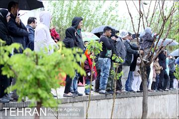 اجرای برنامه عموپورنگ در بوستان زندگی محله هرندی 21