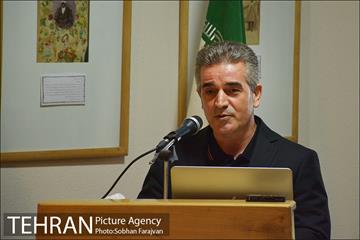 رونمایی از پوستر جشنواره عکس "شهرنگاه" 7