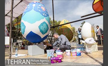جشنواره تخم مرغ های رنگی در میدان هفت حوض 3