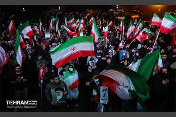 چهل‌و‌سومین شب اجتماع دفاع از انقلاب 25