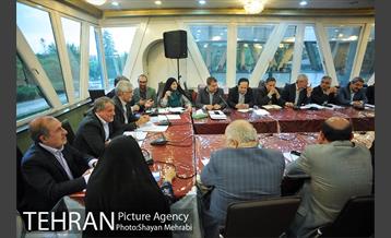 جلسه شهردار تهران با اعضای شورای شهر 8
