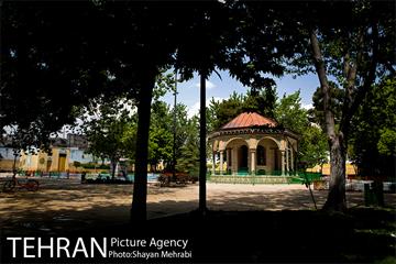عمارت کلاه فرنگی باغ موزه قصر 24
