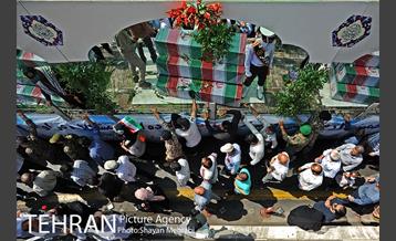 مراسم تشییع پیکرهای مطهر ۱۵۰ شهید تازه‌ تفحص‌ شده دفاع مقدس 26