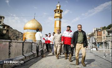 بازدید شهردار تهران از منطقه سیل زده امام زاده داوود(ع) 31