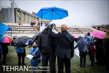 پیاده روی خانوادگی 7