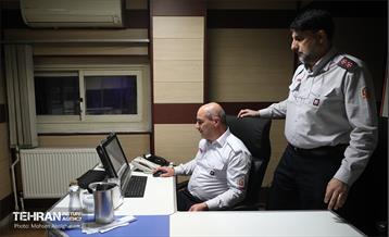 بازدید شهردار تهران از ستاد فرماندهی عملیات آتش نشانی 31