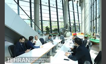 بازدید شهردار تهران از آخرین مراحل ساخت باغ کتاب تهران 36