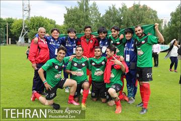 قهرمانی تیم فوتبال هنرمندان در جام جهانی 10