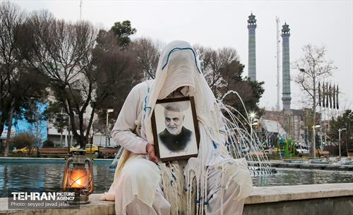 اجرای نمایش خیابانی در میدان نبوت 8