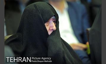 رونمایى از تندیس مرحوم حضرت آیت الله هاشمى رفسنجانى 25