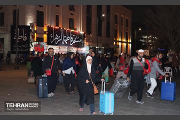 چایخانه‌ حضرت زهرا (س) در میدان راه‌آهن 1