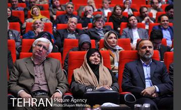 نشست دکتر نجفی شهردار محترم تهران با اهالی فرهنگ، هنر و رسانه