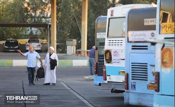 آیین بدرقه کاروان اعزامی اتوبوس های خادم الحسین (ع) 8