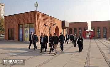 بازدید مدیرکل حوزه شهردار تهران از باغ راه حضرت زهرا(س) 47