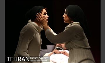 نمایش ویرانی‎ 17