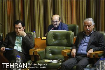 جلسه شورای شهر با حضور شهردار تهران 33