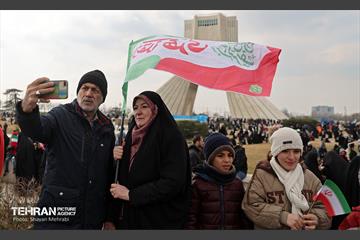 راهپیمایی ۲۲ بهمن در تهران - 3 9