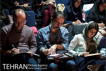 نشست مطبوعاتی و رونمایی پوستر بیست و سومین جشنواره بین المللی تئاتر کودک و نوجوان‎ 22