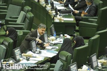 حضور شهردار تهران در جلسه علنی مجلس شورای اسلامی 8