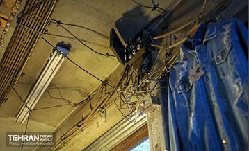 سیم های رها شده 13