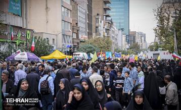 راهپیمایی ۱۳ آبان در تهران  16