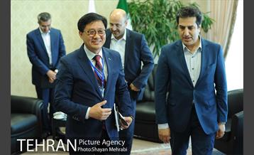 دیدار میهمانان خارجی حاضر در اجلاس جهانی شوراها و شهرداران با رییس مرکز ارتباطات و امور بین الملل شهرداری تهران 32