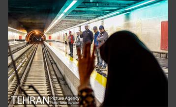 بازدید اعضا شورای شهر تهران از خط ۶ مترو 25