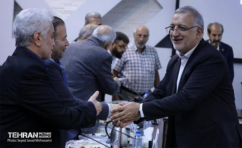 دیدار شهردار تهران با اصناف و هیئت امنای بازار تهران