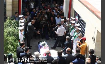 تشییع پیکر بهمن گلبارنژاد دوچرخه سوار ملی پوش ایران در پارالمپیک‎ 1