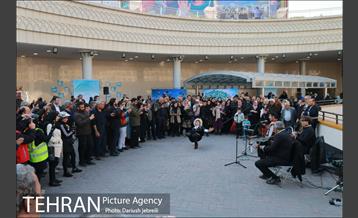 دود بدرود در ایوان انتظار 30