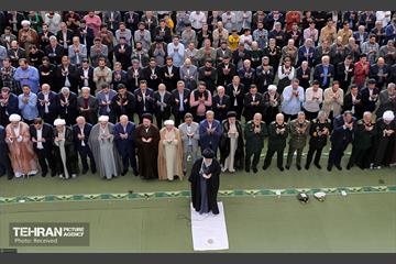 نماز عید فطر در مصلی تهران 37