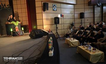 سومین سوگواره شعر عمود ۱8 15