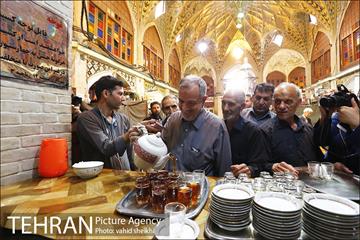 تهران گردی احمد مسجد جامعی به مناسبت روز مشروطه 32