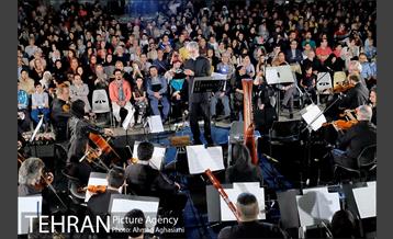 سمفونی ایثار و مقاومت در میدان مشق 7