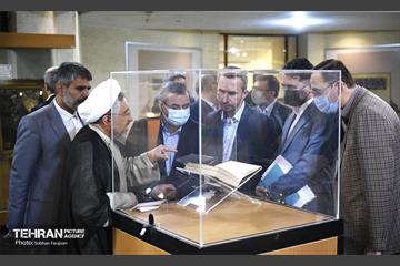 بازدید شورای شهرداران و رییس سازمان حراست از موزه قرآن 19