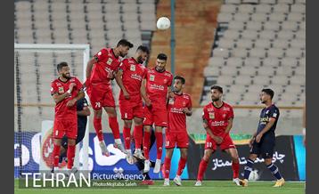 دیدار تیم های فوتبال پرسپولیس و نساجی  24