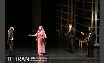 نمایش سقراط‎ 2