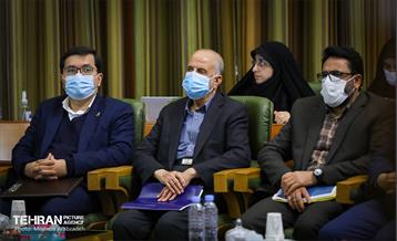 حضور شهردار تهران در چهلمین جلسه شورای اسلامی شهر 17