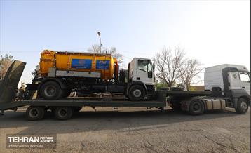 امدادرسانی سازمان مدیریت پسماند شهرداری تهران به مناطق سیل زده یزد