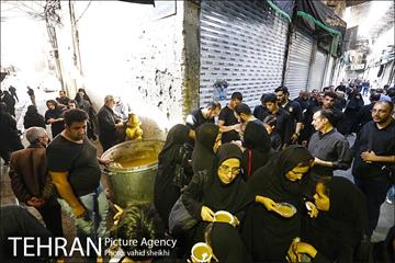 مراسم عزاداری تاسوعای حسینی در بازار تهران 1