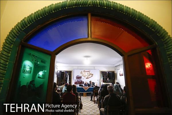 نشست ادبی شب های شعر نگارستان شهر 17