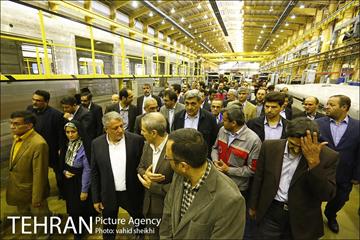 بازدید شهردار تهران از کارخانه واگن سازی تهران 2