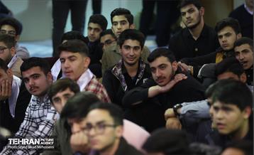 نشست صمیمانه شهردار تهران با دانش آموزان بسیجی سراسر کشور 22